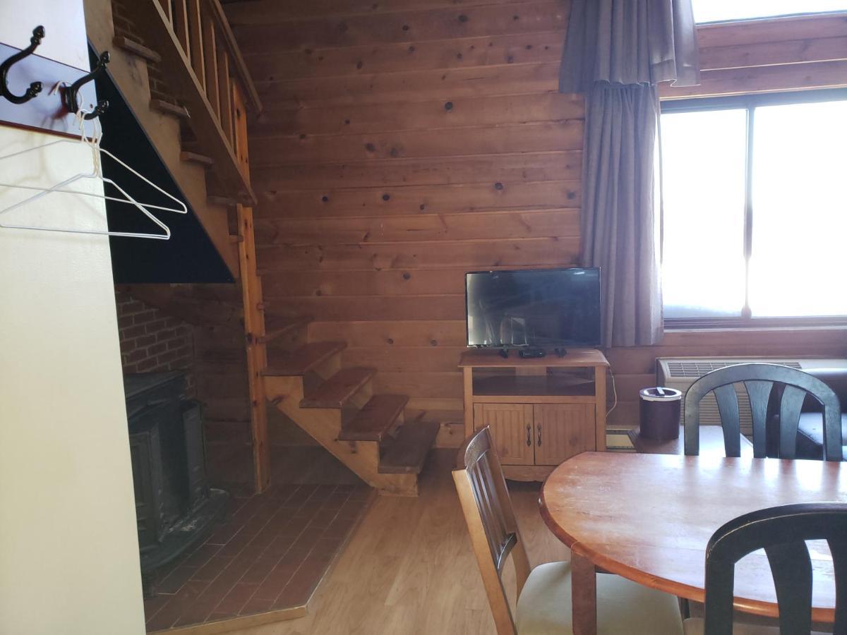 Auberge Champetre Sainte-Adèle Zewnętrze zdjęcie