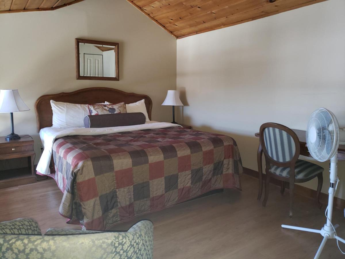 Auberge Champetre Sainte-Adèle Zewnętrze zdjęcie